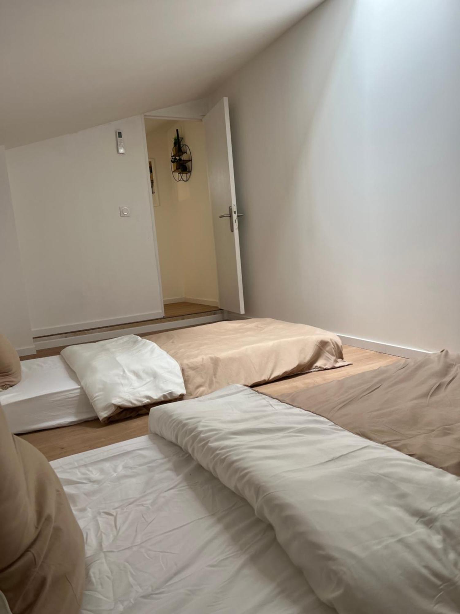 Duplex Raffine, Elegant & Climatise - La Mezz Leilighet Nîmes Eksteriør bilde