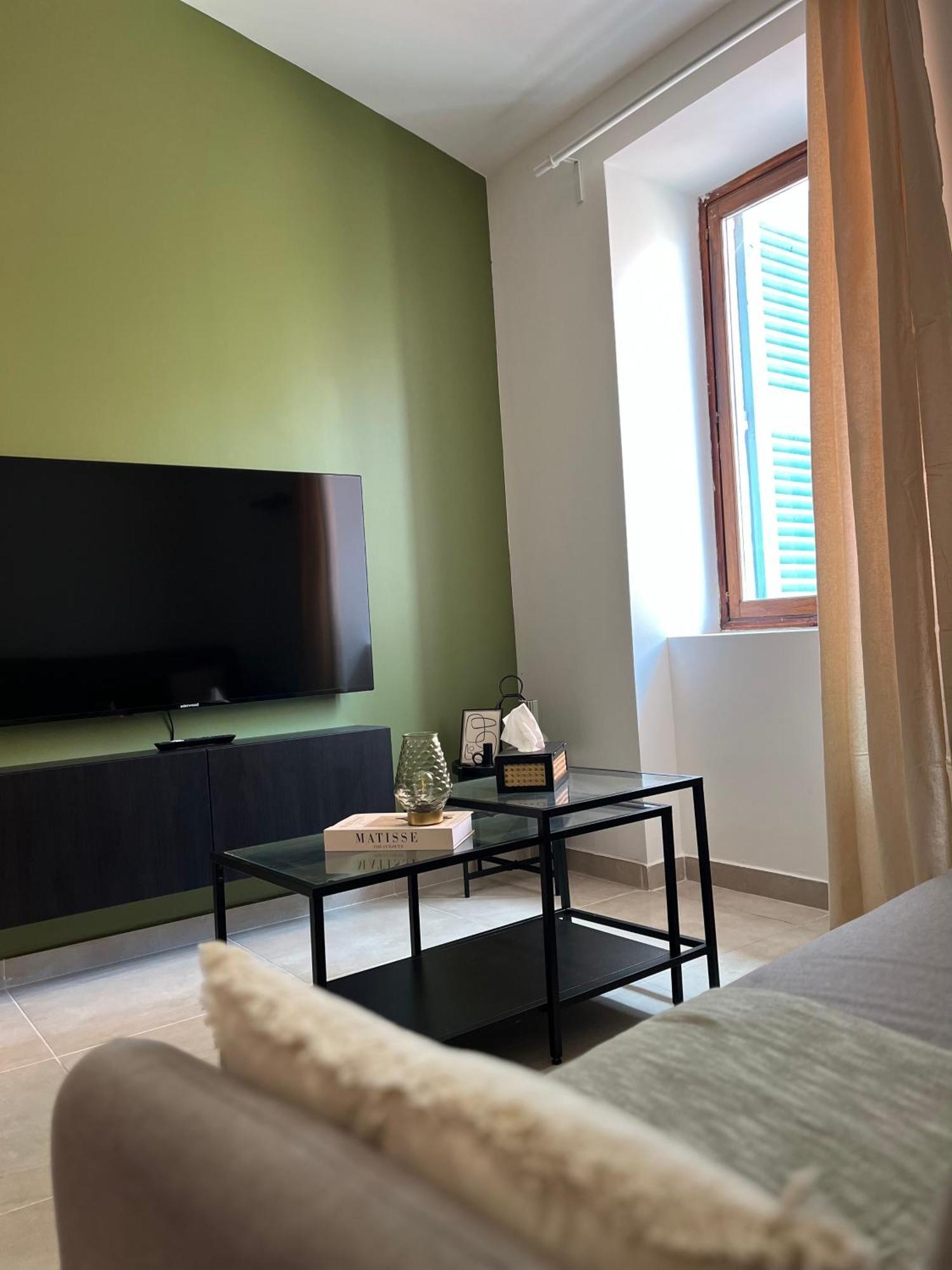 Duplex Raffine, Elegant & Climatise - La Mezz Leilighet Nîmes Eksteriør bilde